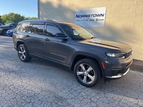 Used 2021 Jeep Grand Cherokee L Limited AWD/4WD image 2