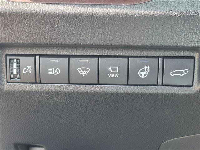 Used 2020 Toyota RAV4 Limited AWD/4WD image 9