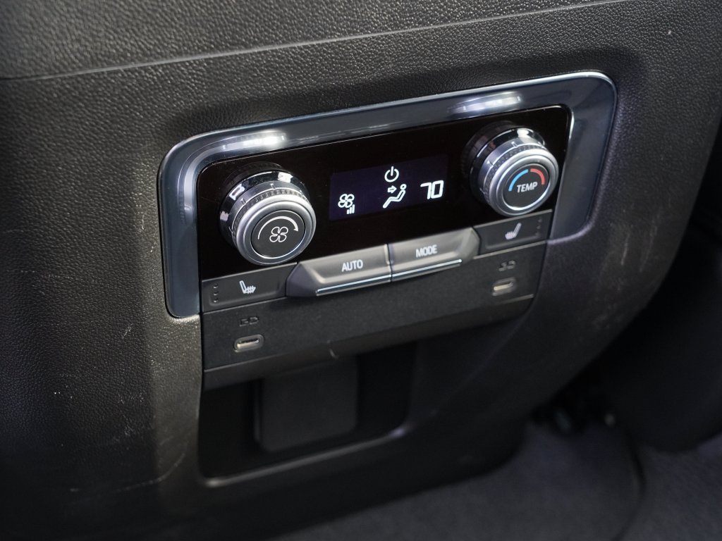 Used 2026 GMC Yukon XL Denali w/ Sun & Power Step Package AWD/4WD image 25