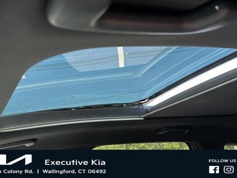 Certified 2025 Kia Sportage X-Line Prestige AWD/4WD image 12