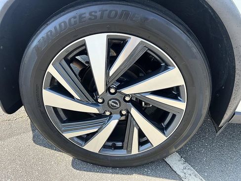 Certified 2024 Nissan Murano SL AWD/4WD image 10