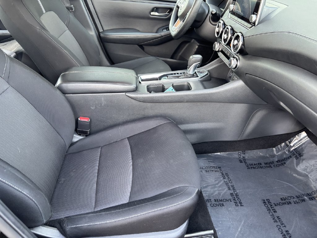 Used 2024 Nissan Sentra SV FWD image 29