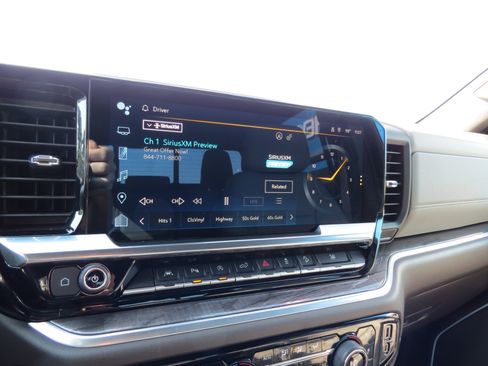 Certified 2022 Chevrolet Silverado 1500 LTZ w/ Technology Package image 29