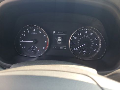 Used 2020 Hyundai Elantra GT image 19