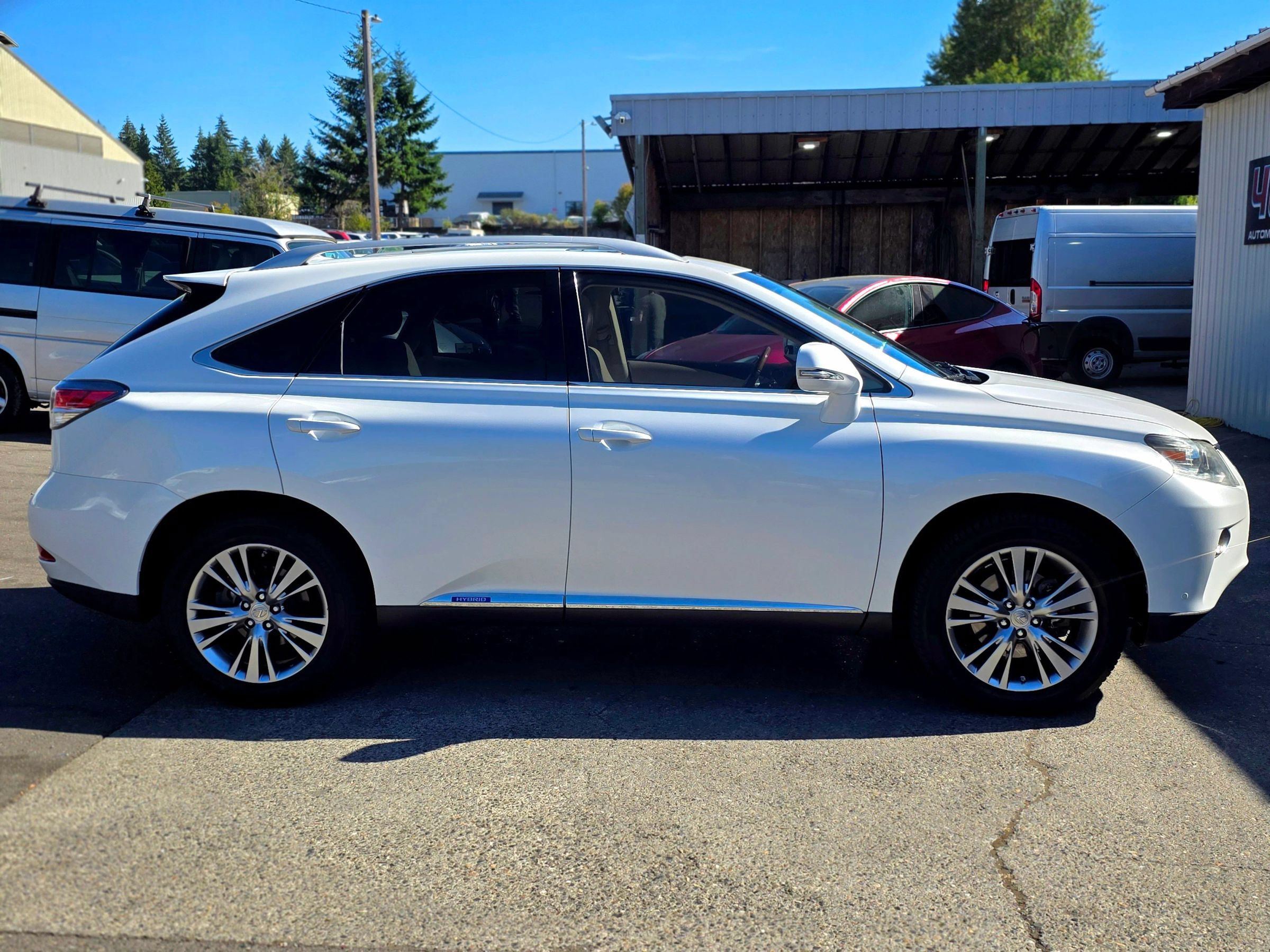 Used 2013 Lexus RX 450h AWD w/ Navigation Pkg image 8