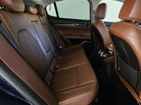 Used 2020 Alfa Romeo Stelvio Ti w/ Active Blind Spot Package image 17