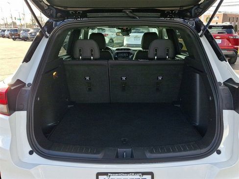 Certified 2022 Chevrolet TrailBlazer RS w/ Technology Package image 33