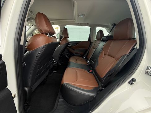 Used 2023 Subaru Forester Touring image 17