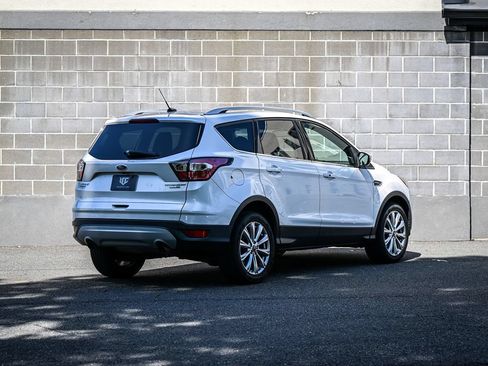 Used 2017 Ford Escape Titanium AWD/4WD image 3