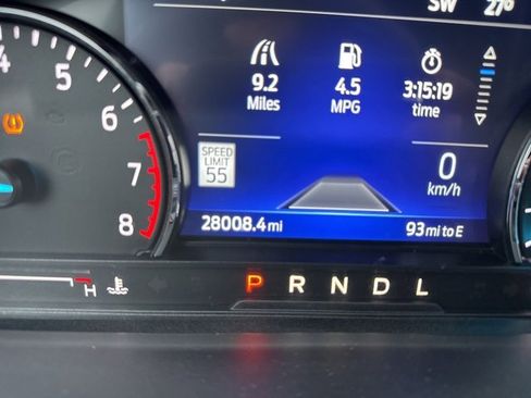 Used 2022 Ford Explorer XLT w/ Equipment Group 202A image 30