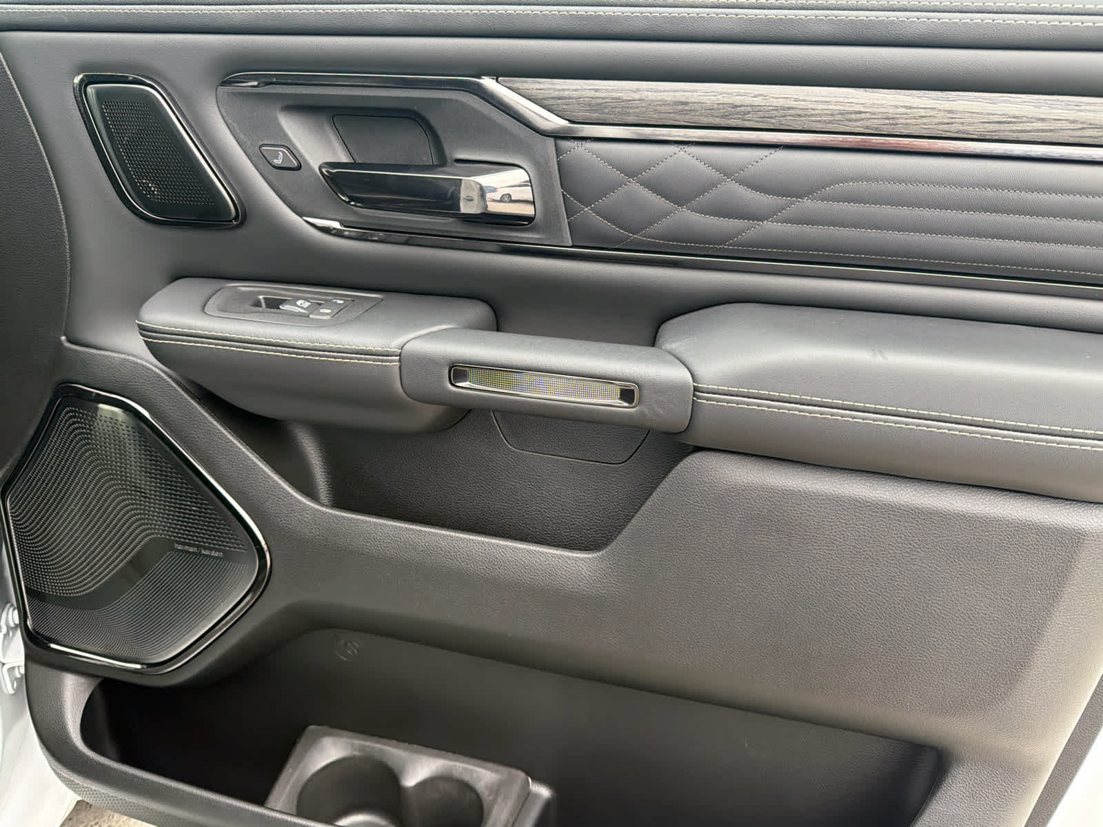 New 2026 RAM 1500 Limited w/ Night Edition AWD/4WD image 20
