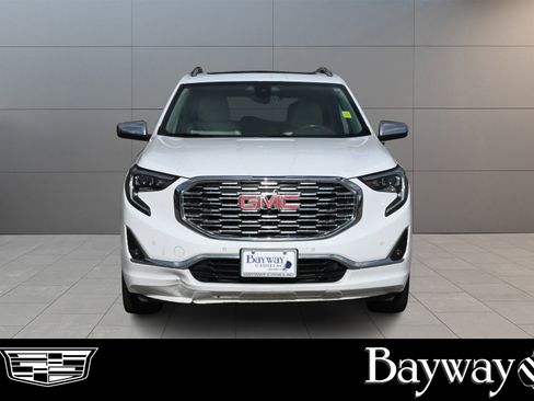 Used 2018 GMC Terrain Denali image 2