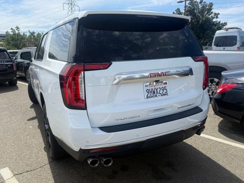 Used 2023 GMC Yukon XL Denali w/ Max Trailering Package AWD/4WD image 3