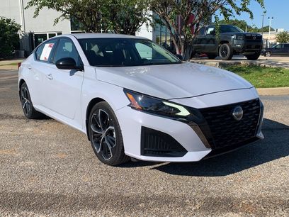 Used 2024 Nissan Altima 2.5 SR