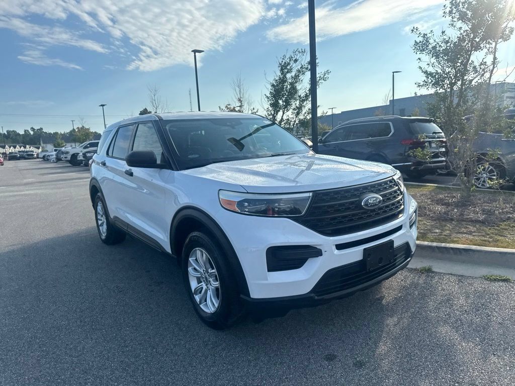 Used 2021 Ford Explorer 4WD image 3