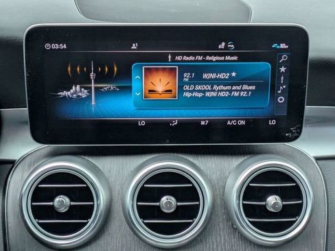 Used 2020 Mercedes-Benz C 300 Sedan image 17