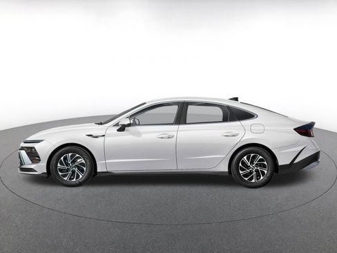 Used 2026 Hyundai Sonata Blue FWD image 3