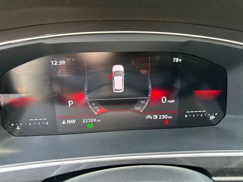 Used 2024 Volkswagen Tiguan Wolfsburg Edition image 18