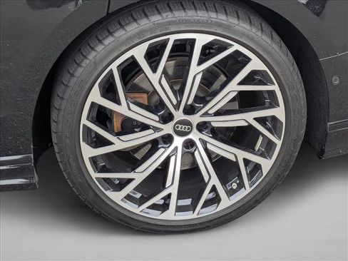 Used 2023 Audi A8 L 3.0T AWD/4WD image 23