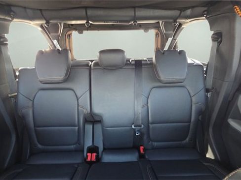 Used 2022 Ford Bronco Badlands w/ Sasquatch Package image 13