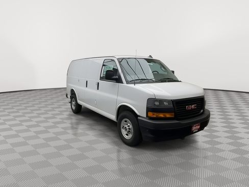 New 2025 GMC Savana 2500 w/ Driver Convenience Package image 24