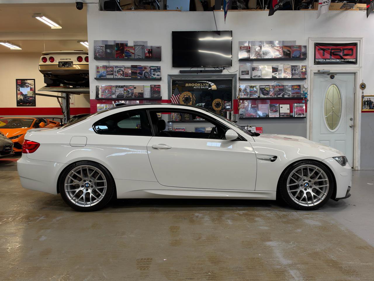 Used 2011 BMW M3 Coupe RWD image 5