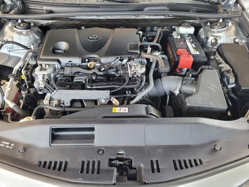 Used 2021 Toyota Camry SE w/ Convenience Package FWD image 20