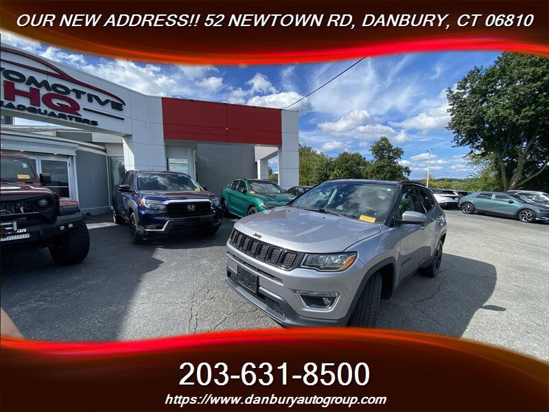 Used 2018 Jeep Compass Latitude AWD/4WD image 1