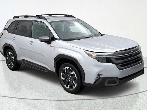 New 2026 Subaru Forester Premium AWD/4WD image 1