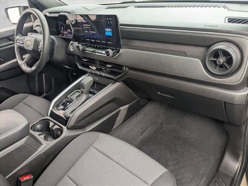Used 2024 Chevrolet Colorado W/T w/ WT Convenience Package II RWD image 20