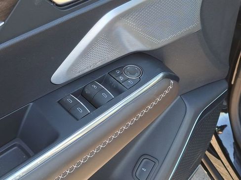 New 2026 GMC Acadia Denali Ultimate w/ LPO, Floor Liner Package image 16