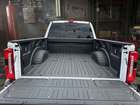 New 2026 Ford F350 Lariat w/ Lariat Ultimate Package AWD/4WD image 9