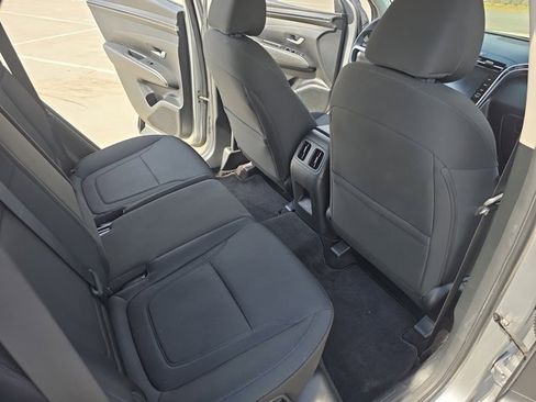 Used 2022 Hyundai Tucson SEL w/ Cargo Package image 11