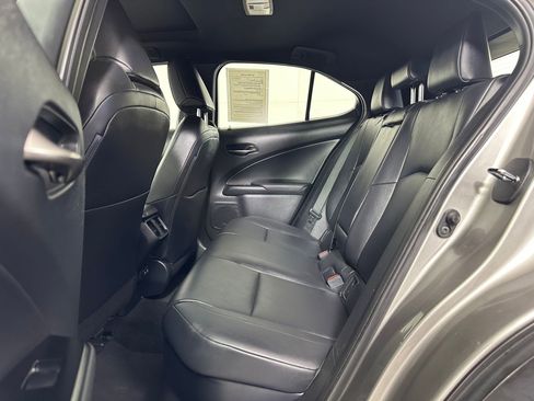 Used 2020 Lexus UX 250h w/ Premium Package image 13