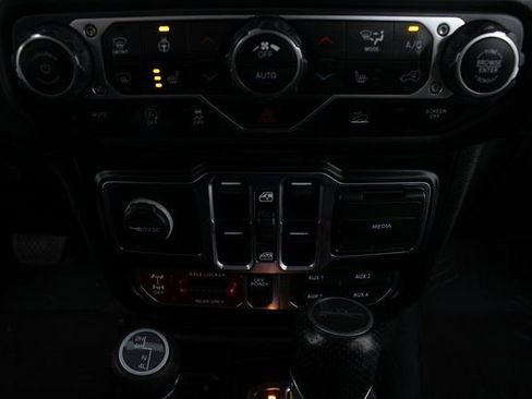 Used 2021 Jeep Gladiator Mojave image 6