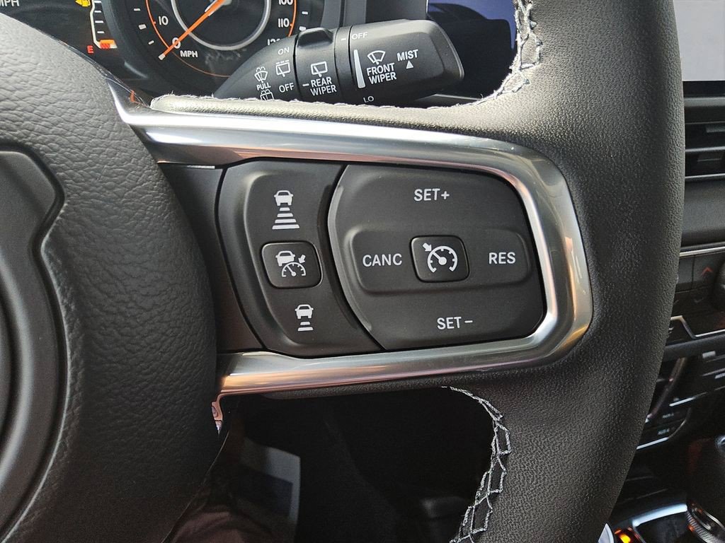 New 2026 Jeep Wrangler Unlimited Sahara AWD/4WD image 29