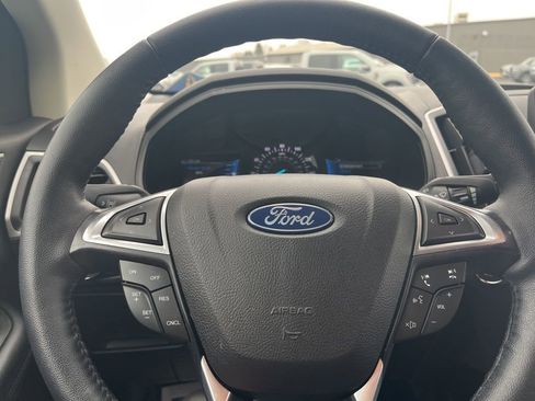 Used 2024 Ford Edge SEL w/ Convenience Package image 15