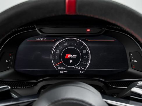 Used 2023 Audi R8 V10 GT RWD image 15