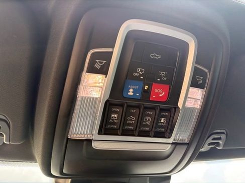 Used 2023 RAM 1500 Laramie AWD/4WD image 35