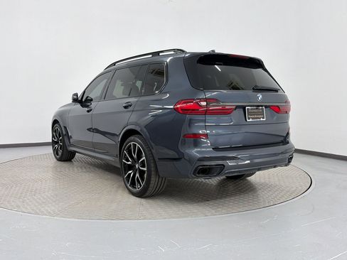 Used 2022 BMW X7 xDrive40i w/ M Sport Package image 3