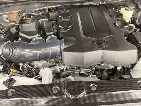 Used 2024 Toyota 4Runner Limited RWD image 32