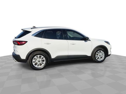Used 2024 Ford Escape Active w/ Cold Weather Package image 10