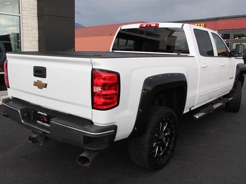 Used 2018 Chevrolet Silverado 2500 LT w/ LT Fleet Convenience Package AWD/4WD image 9