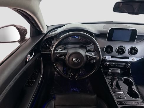 Used 2019 Kia Stinger image 17