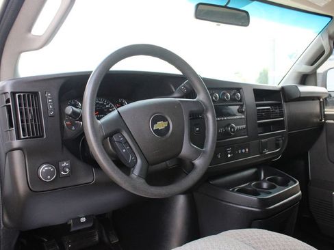 Used 2022 Chevrolet Express 2500 w/ Driver Convenience Package RWD image 2