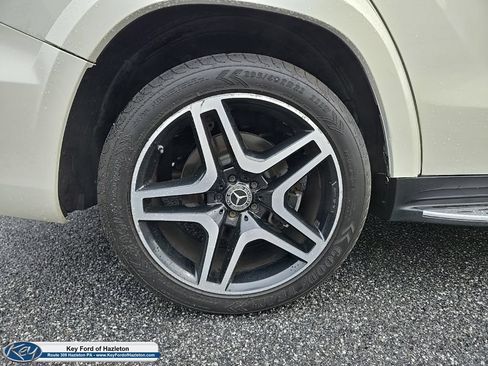 Used 2018 Mercedes-Benz GLS 550 4MATIC image 14