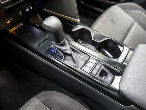 Certified 2025 Toyota Camry LE image 19