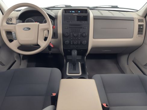 Used 2009 Ford Escape XLS image 19