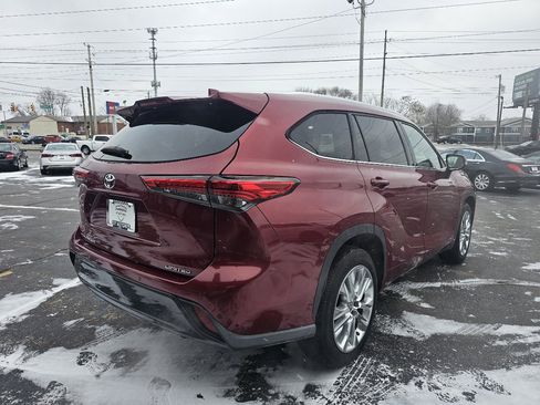 Used 2020 Toyota Highlander Limited image 5