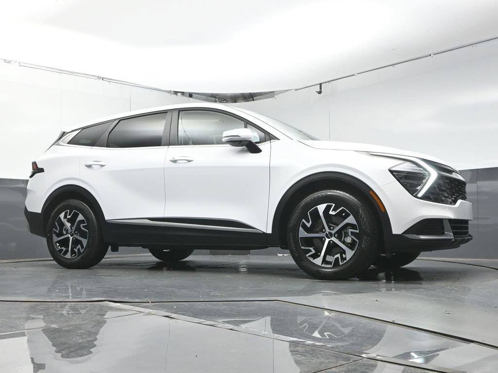 Used 2025 Kia Sportage EX FWD image 30